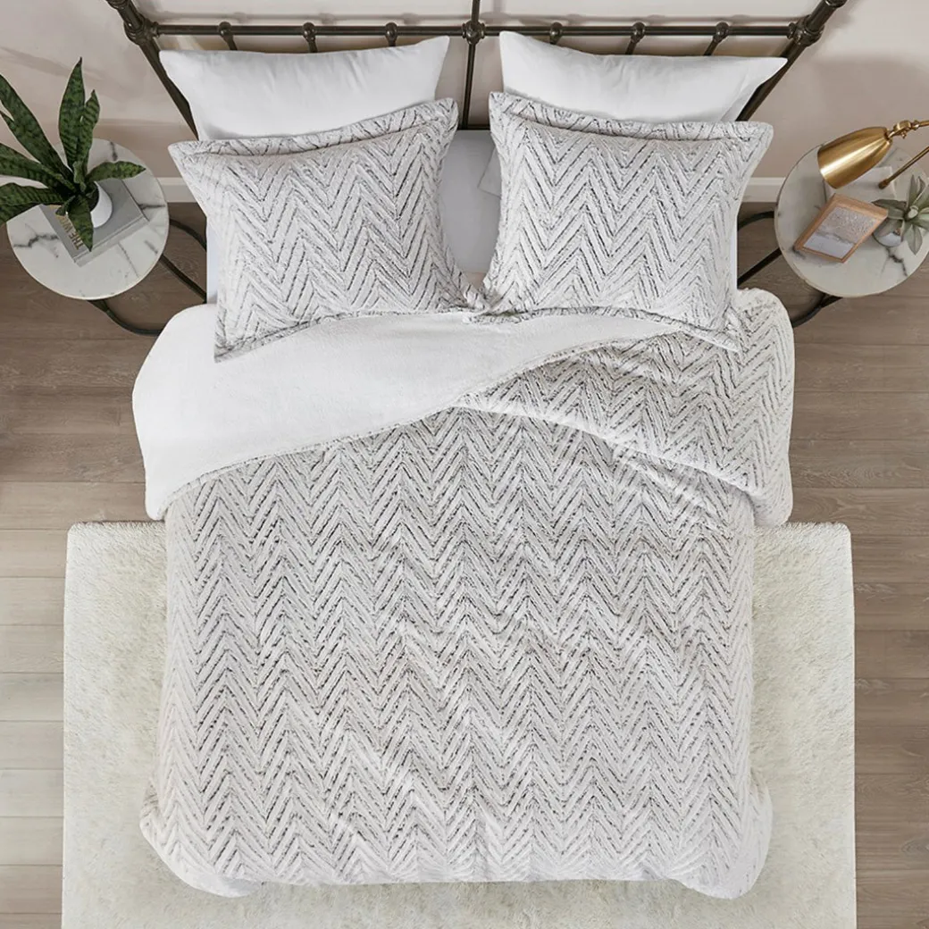 Adelyn Alternative Comforter Set