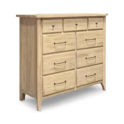 Aria Chest