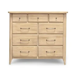 Aria Chest