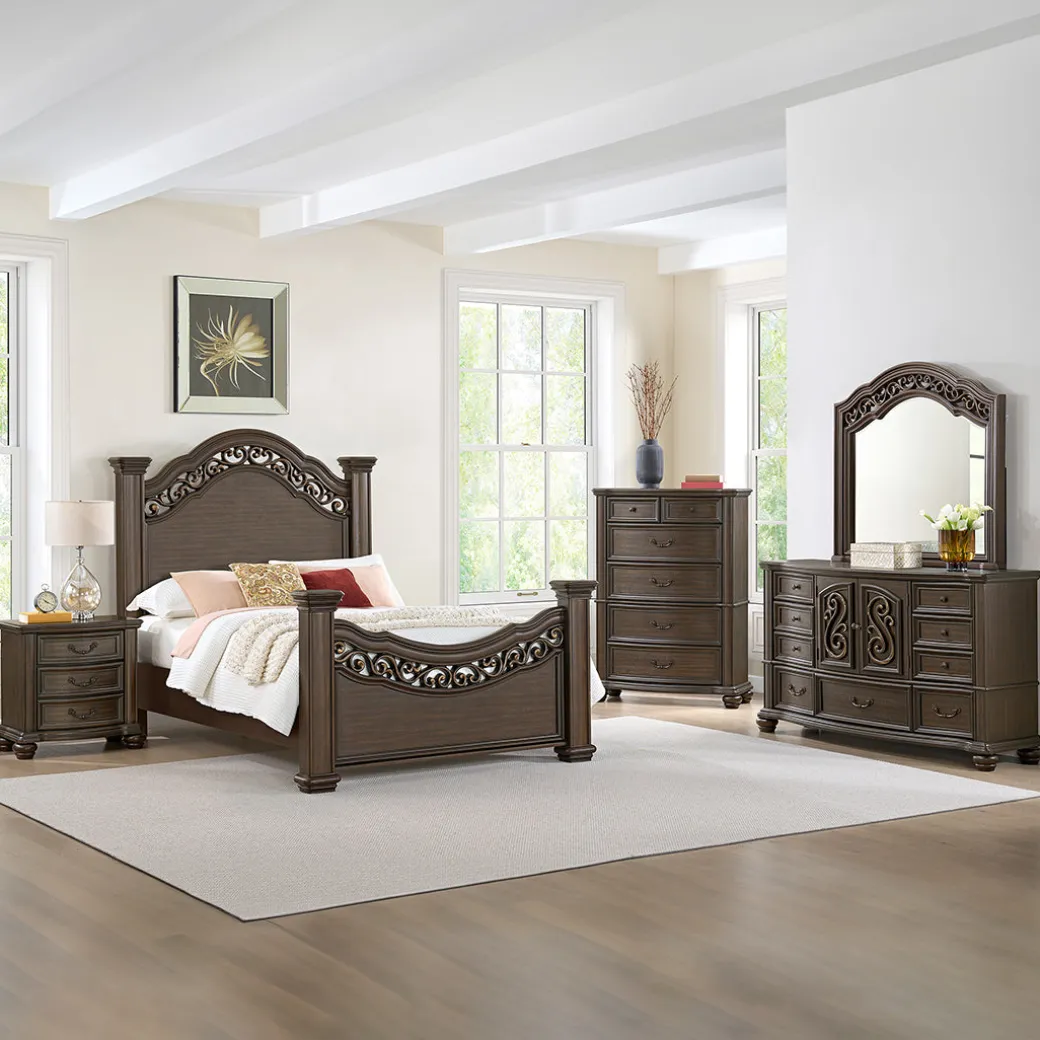 Brunswick Chest