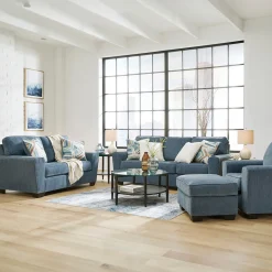 Cashton Loveseat