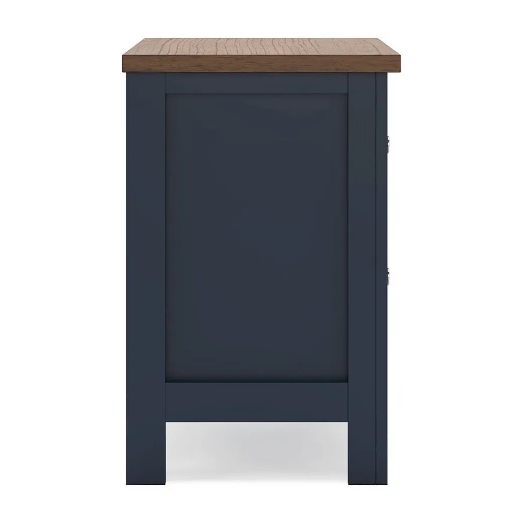 Landocken Nightstand
