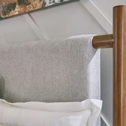 Lyncott Upholstered Bedroom Group