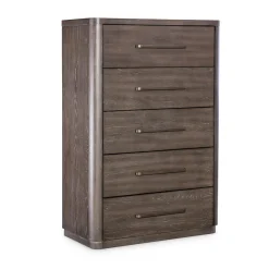 Outlook Chest