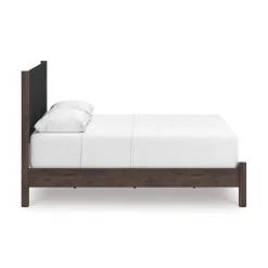 Pamytta Upholstered Bed