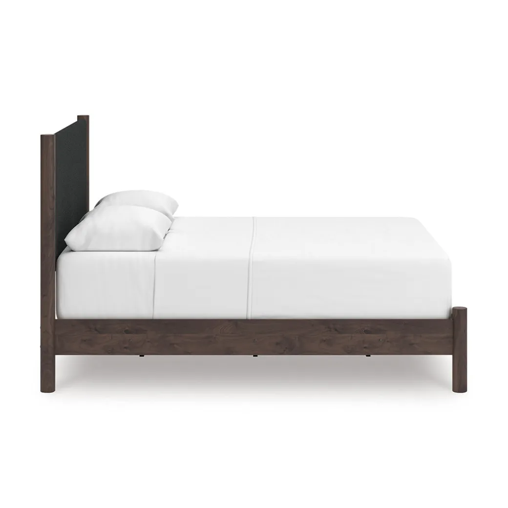 Pamytta Upholstered Bed