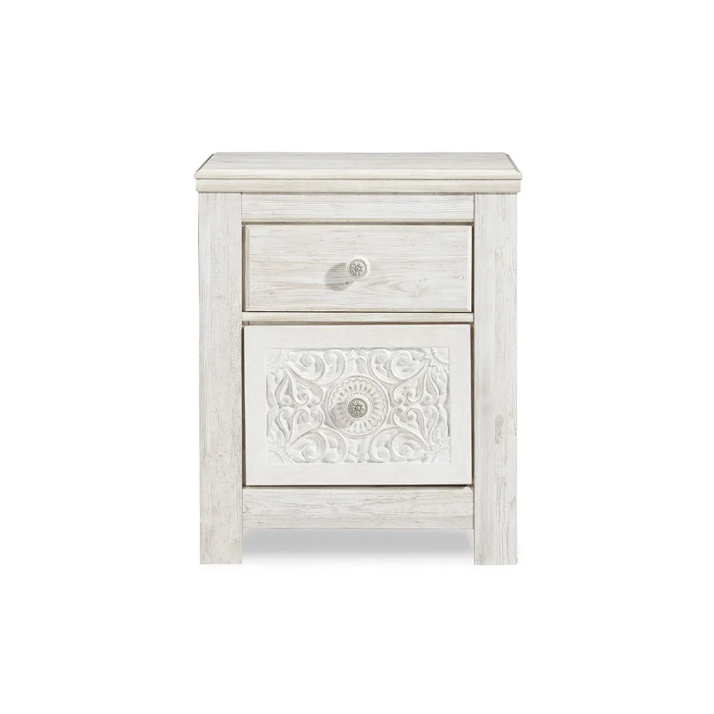 Paxberry Nightstand