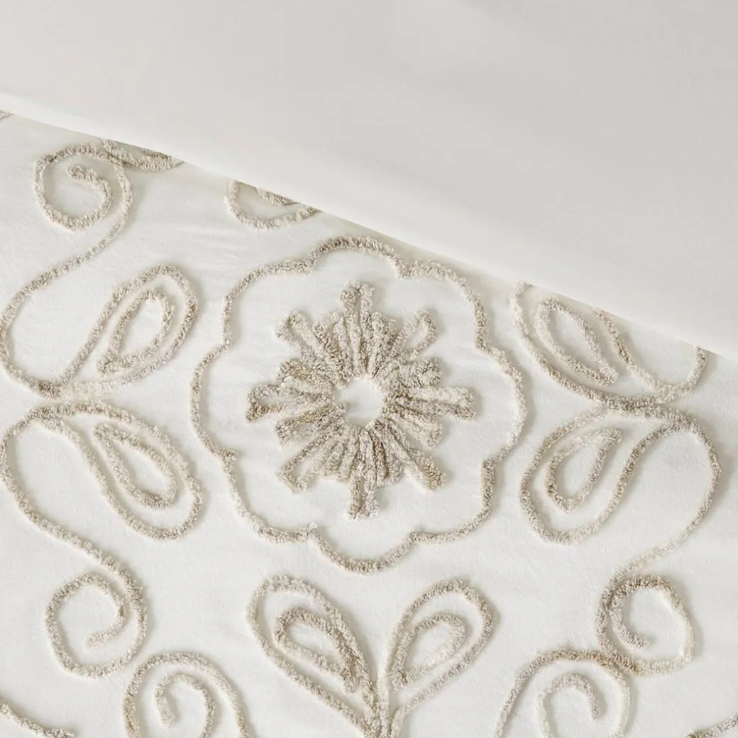 Violette Coverlet Set