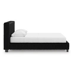 Zuraleus Upholstered Bed